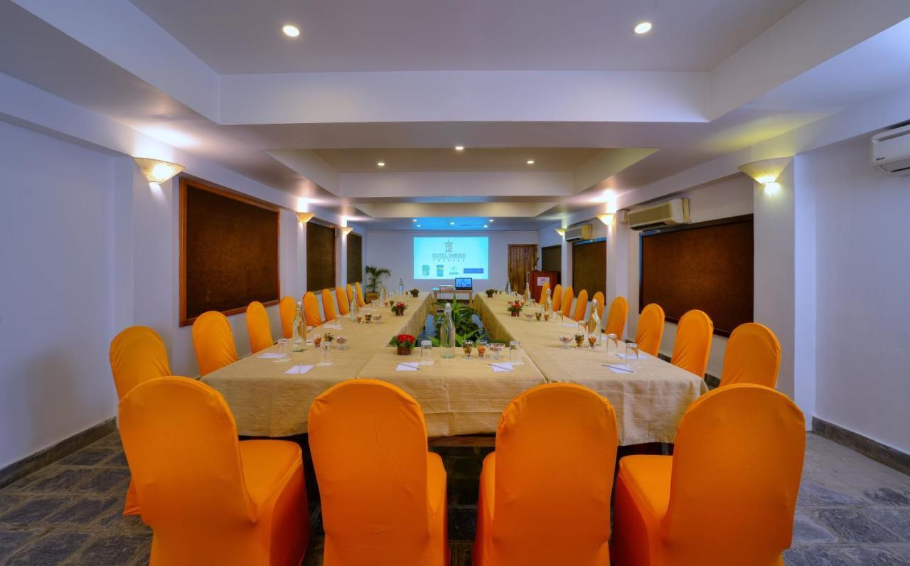 Hotel Barahi Pokhara Exterior photo
