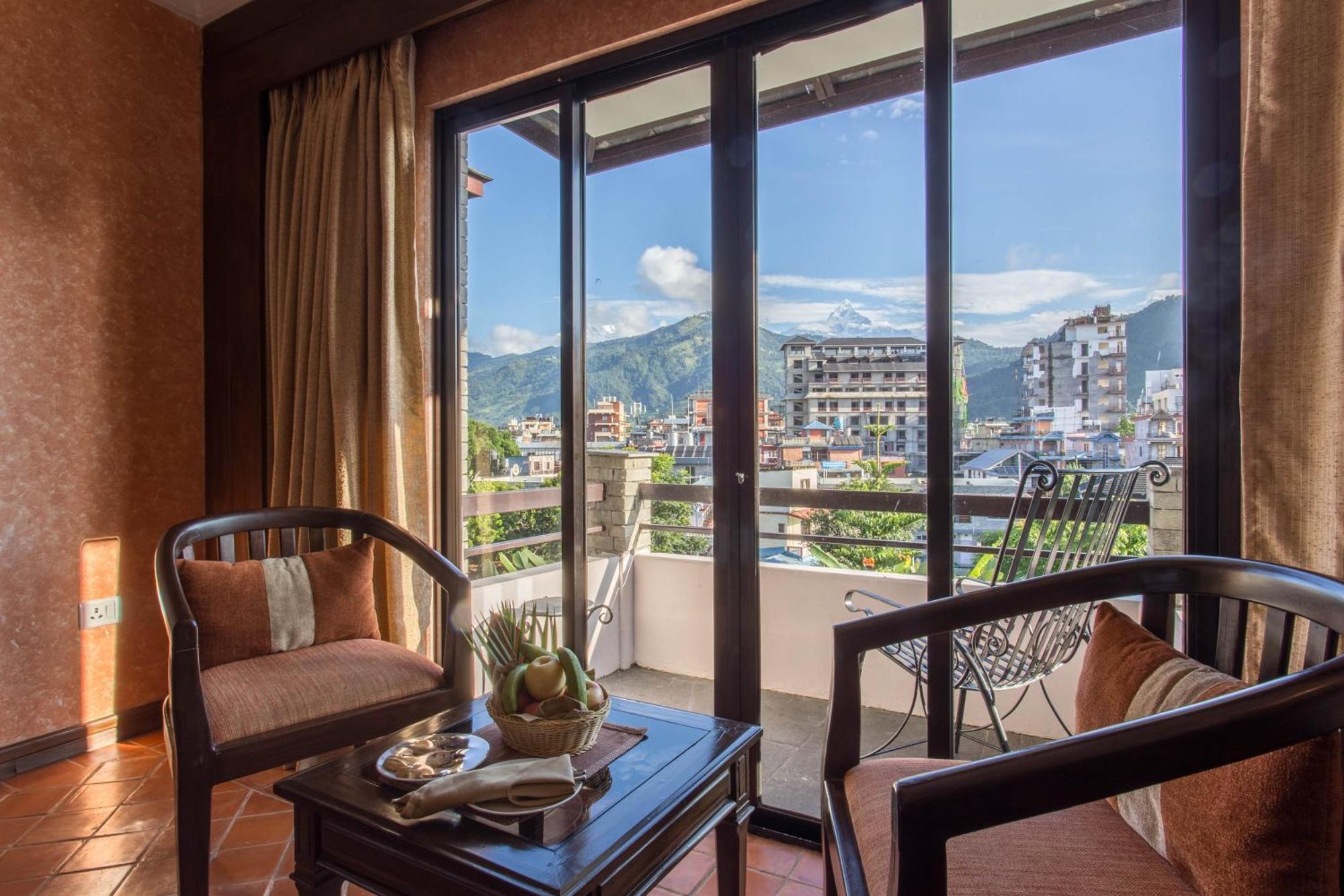 Hotel Barahi Pokhara Exterior photo